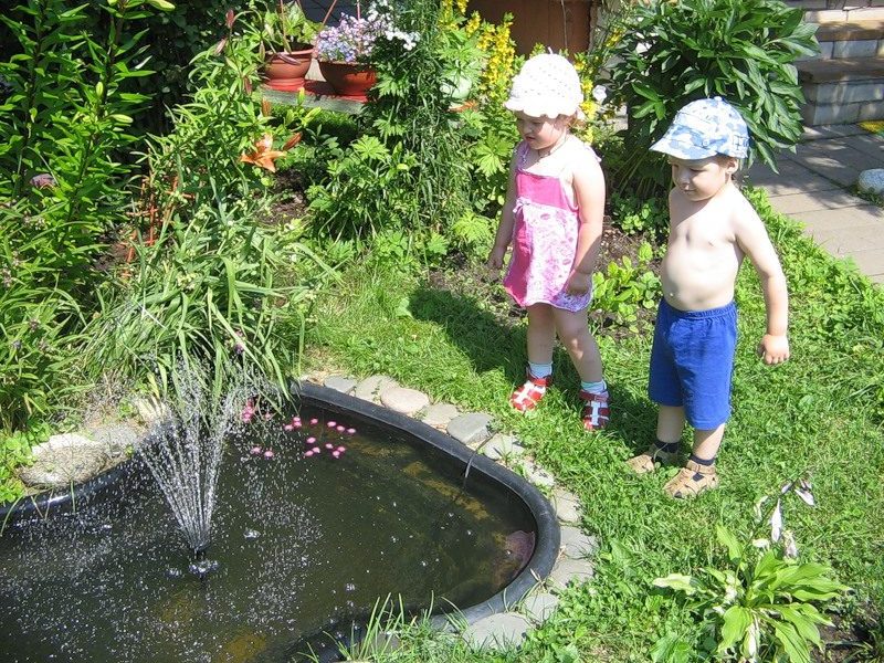 Выбор места для фонтана в саду